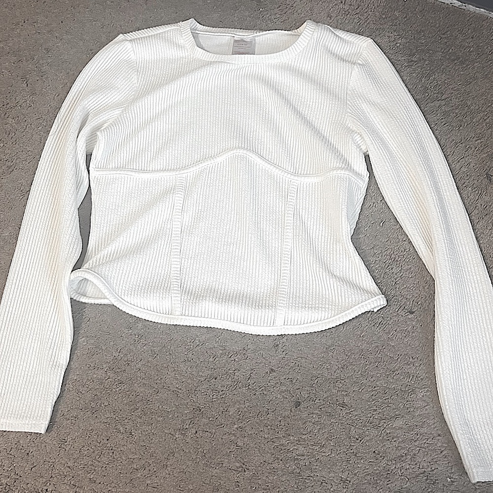No Boundaries long sleeve shirt/sweater